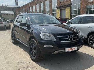 2011 Mercedes-Benz M-Класс 350 II (W164) Рестайлинг, чёрный, 1435000 рублей, вид 2