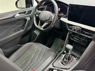 2023 Volkswagen Tiguan Allspace II Рестайлинг, чёрный, 2540000 рублей, вид 4