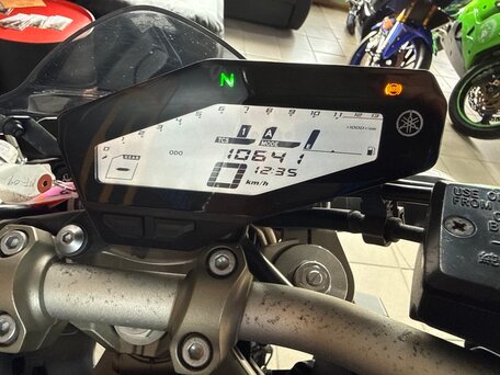 2016 Yamaha MT-09 (FZ-09), фиолетовый, 760000 рублей, вид 4