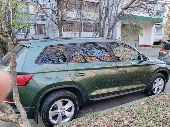 2020 Skoda Kodiaq I, зелёный, 2250000 рублей - вид 2