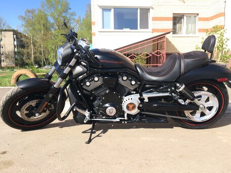 2008 Harley-Davidson V-Rod, чёрный, 1300000 рублей, вид 1