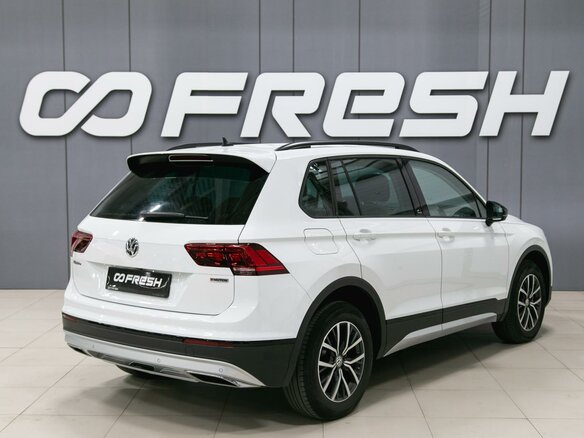 2019 Volkswagen Tiguan II, белый, 2650000 рублей - вид 5