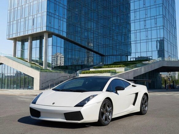 2005 Lamborghini Gallardo I, белый, 8500000 рублей - вид 1