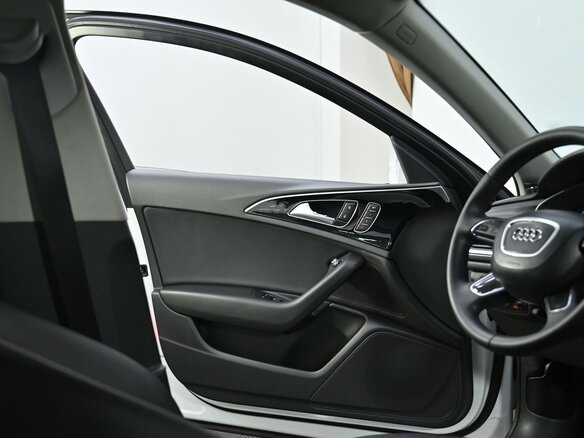2015 Audi A6 IV (C7) Рестайлинг, белый, 1705000 рублей - вид 8