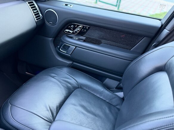 2019 Land Rover Range Rover IV Рестайлинг, серый, 6890000 рублей - вид 14