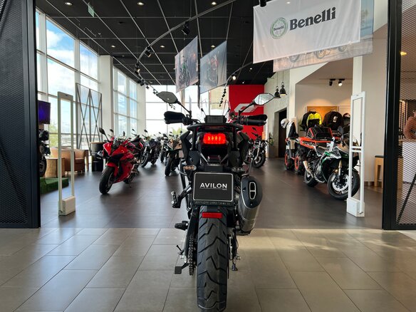 2026 QJMotor SRT 900 SX, чёрный, 949000 рублей - вид 3