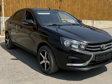 2018 Lada (ВАЗ) Vesta I, чёрный, 700000 рублей, вид 1