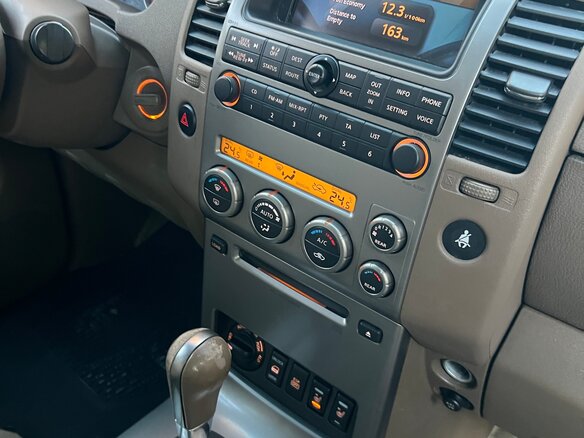 2005 Nissan Pathfinder III, зелёный - вид 17