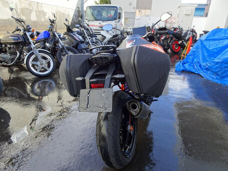 2023 KTM 1290 Super Duke GT, серый, 1420000 рублей, вид 2