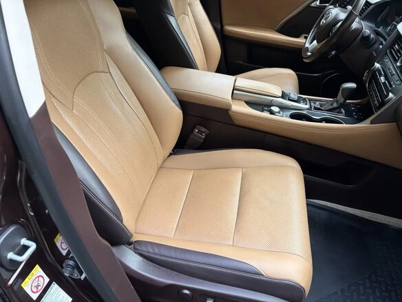 2017 Lexus RX 200t IV, коричневый, 4200000 рублей - вид 5