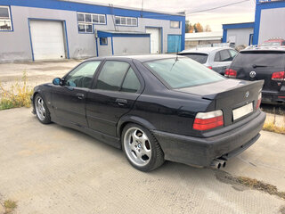 1993 BMW 3 серии 318i III (E36), синий, 4000000 рублей, вид 1
