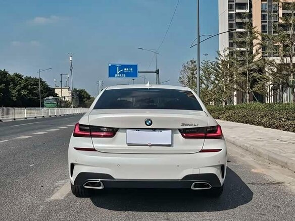 2022 BMW 3 серии 320i VII (G2x), белый, 3008000 рублей - вид 4