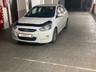 2012 Hyundai Solaris I, белый, 690000 рублей, вид 1
