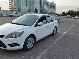 2010 Ford Focus II Рестайлинг, белый, 770000 рублей, вид 1