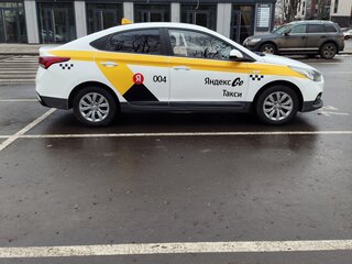 2019 Hyundai Solaris II, белый, 820000 рублей, вид 5