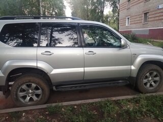 2003 Toyota Land Cruiser Prado 120 Series, серебристый, 1500000 рублей, вид 2