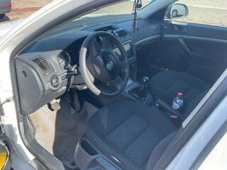 2013 Skoda Octavia II (A5) Рестайлинг, белый, 770000 рублей, вид 5