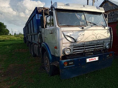 1989 КамАЗ 53212, серебристый, 900000 рублей, вид 2