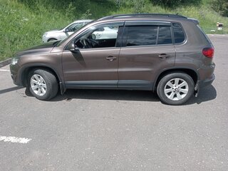2014 Volkswagen Tiguan I Рестайлинг, коричневый, 1200000 рублей, вид 4