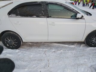 2018 Skoda Rapid I Рестайлинг, белый, 1200000 рублей, вид 3