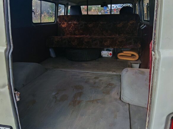 2005 УАЗ 3909, серебристый, 350000 рублей - вид 9