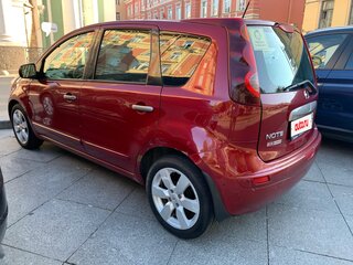 2011 Nissan Note I Рестайлинг, красный, 729000 рублей, вид 5