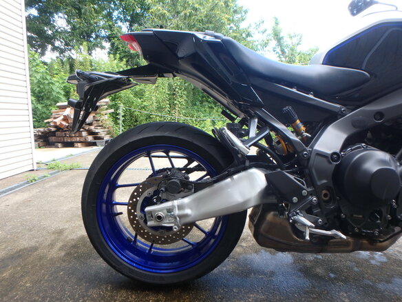2024 Yamaha MT-09 (FZ-09), серый, 1400000 рублей - вид 11