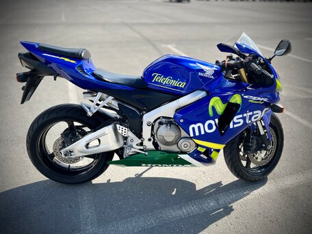 2006 Honda CBR 600RR, синий, 700000 рублей, вид 4