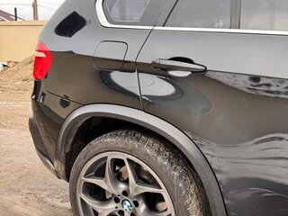 2009 BMW X5 4.8i II (E70), чёрный, 2000000 рублей, вид 4