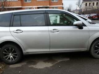 2014 Toyota Corolla Fielder XI (E160, E170, E180), серебристый, 1000000 рублей, вид 4