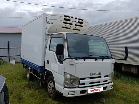 2009 Isuzu Elf (N-series), белый, 2000000 рублей, вид 3