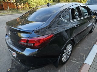 2014 Opel Astra J Рестайлинг, чёрный, 1200000 рублей, вид 2