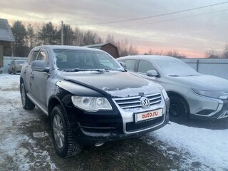 2007 Volkswagen Touareg I Рестайлинг, чёрный, 1050000 рублей, вид 3