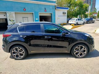 2018 Kia Sportage IV, чёрный, 3100000 рублей, вид 3