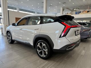 2026 Geely Atlas II, белый, 4114990 рублей, вид 4