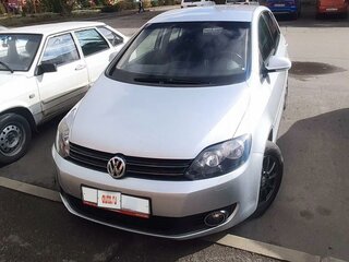 2010 Volkswagen Golf Plus II, серебристый, 830000 рублей, вид 2