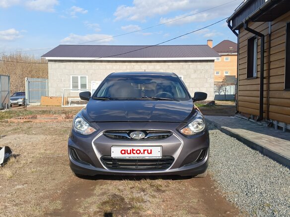 2014 Hyundai Solaris I, серый, 800000 рублей - вид 1