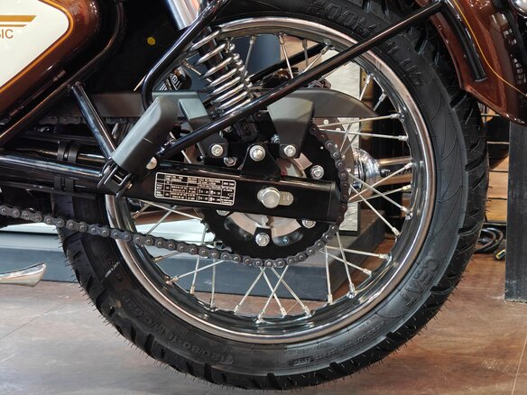 2026 Royal Enfield Classic 350, коричневый, 502000 рублей - вид 13