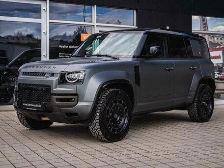 Land Rover Defender II
