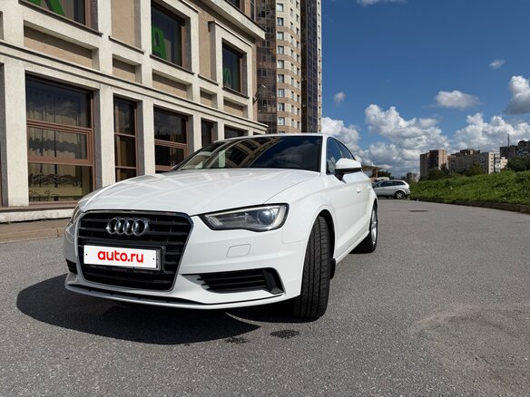 2016 Audi A3 III (8V), белый, 1800000 рублей - вид 2