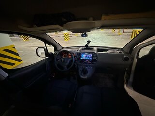 2011 Citroen Berlingo II, белый, 930000 рублей, вид 4