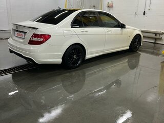 2011 Mercedes-Benz C-Класс 200 III (W204) Рестайлинг, белый, 1850000 рублей, вид 5