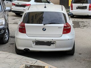 2007 BMW 1 серии 118i I (E81/E82/E87/E88) Рестайлинг, белый, 630000 рублей, вид 2