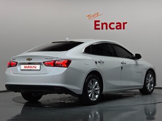 2022 Chevrolet Malibu IX Рестайлинг, белый, 1680000 рублей, вид 3