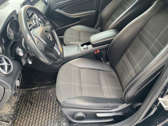 2014 Mercedes-Benz GLA 200 I (X156), чёрный - вид 9