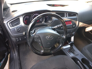 2013 Kia Ceed II, серый, 1350000 рублей, вид 4