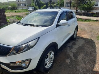 2015 Kia Sportage III Рестайлинг, белый, 1853000 рублей, вид 1