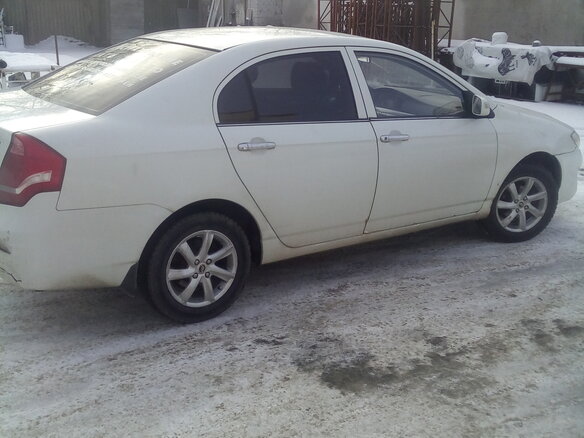 2015 Lifan Solano I Рестайлинг (630), белый, 320000 рублей - вид 1