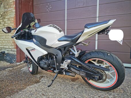 2012 Honda CBR 1000 RR/RA Fireblade, белый, 900000 рублей, вид 5