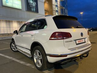 2015 Volkswagen Touareg II Рестайлинг, белый, 3300000 рублей, вид 4